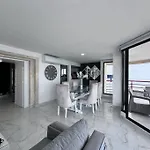 Lujoso Apartamento Cartagena El Laguito