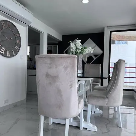 Lujoso El Laguito Apartamento Cartagena