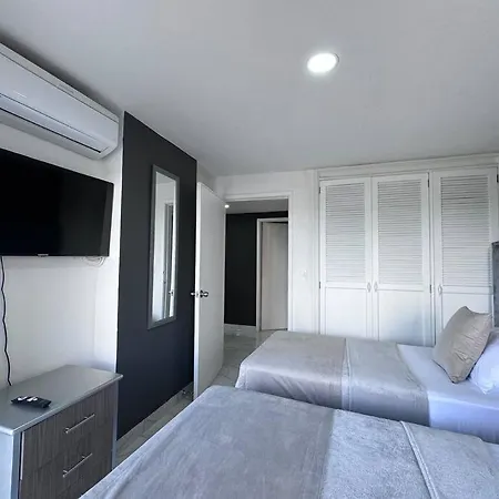 Apartamento Lujoso El Laguito *